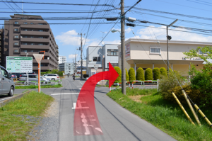電車でお越しの方